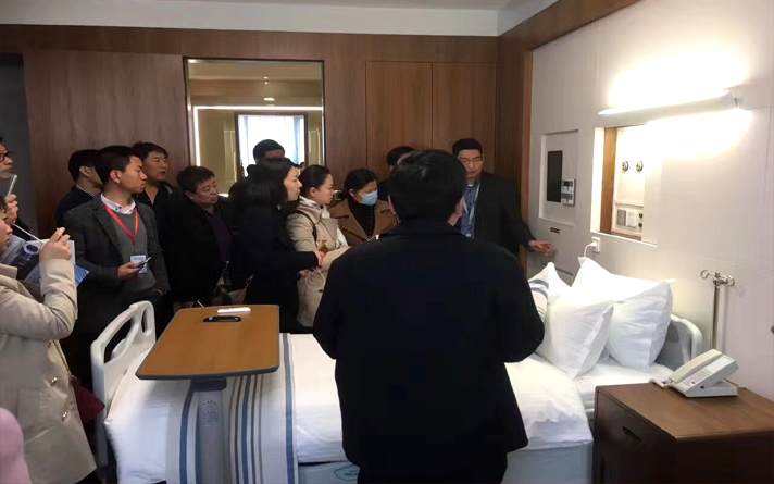 病房鋼質門高